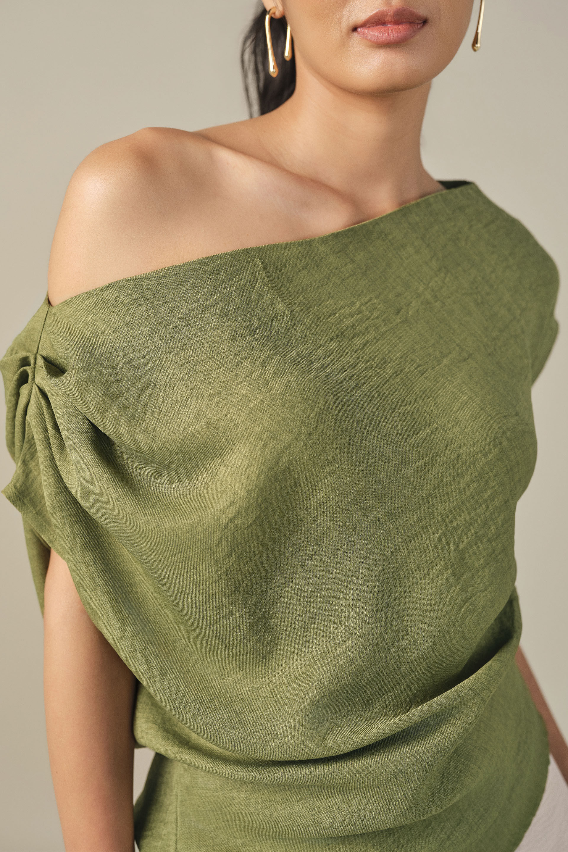 One-shoulder Top in Green, Green, image 2